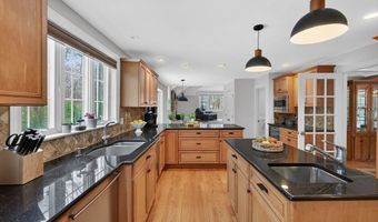 3 Seten Cir, Andover, MA 01810