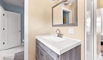 224 Greenhouse Rd, Coventry, RI 02827