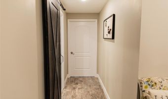 2100 Longview Dr, Arnold, MO 63010