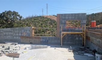 1545 Los Alamos Rd, Santa Rosa, CA 95409