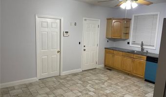 25 Old Oak Ave Ave 1, Cranston, RI 02920