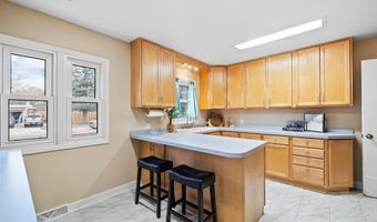 5034 HILLTOP Ave, Cheyenne, WY 82009