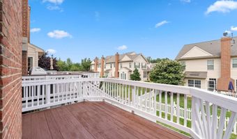 19608 EDGEMONT Sq, Ashburn, VA 20147