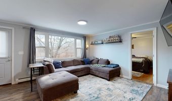 6 Cecile Ave, Augusta, ME 04330