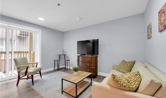 797 E Market St 209, Akron, OH 44305