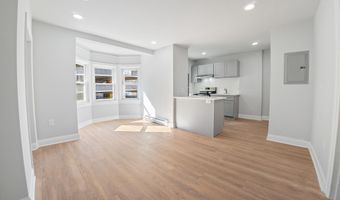 827 LINDEN St W, Allentown, PA 18101