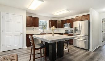 6084 S Gordon Rd, Austell, GA 30168