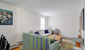5 Howard St 2, Newport, RI 02840