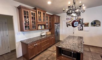 3805 PALOMAS Dr NE, Albuquerque, NM 87110