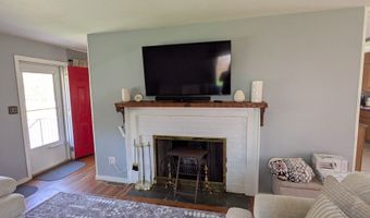 264 Timber Ln, Cheshire, CT 06410