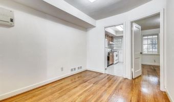 7814 TILBURY St #17, Bethesda, MD 20814