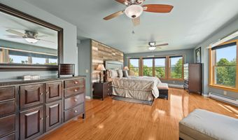 79 Apple Blossom Rd, Barre, VT 05641