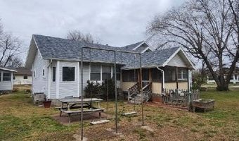1607 Washington Ave, Baxter Springs, KS 66713