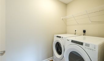 950-5 Memory Ln, Aurora, OH 44202