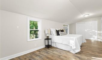 280 Long St, Warwick, RI 02886