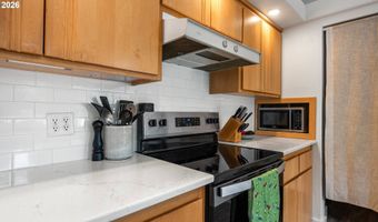 3868 GRANT Pl, Bandon, OR 97411