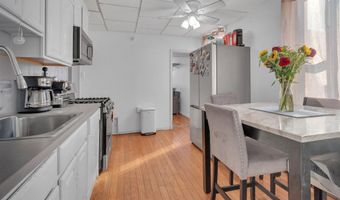 9 E 15TH St, Bayonne, NJ 07002