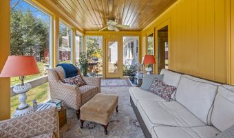 303 Beacon Hill Dr, Cheshire, CT 06410