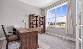 5816 Allerton Dr, Ames, IA 50014