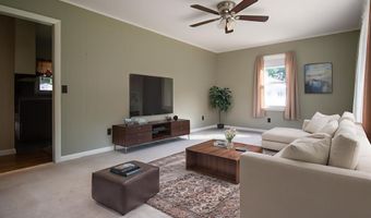 8 Sunnydale Ln, Parsonsfield, ME 04047