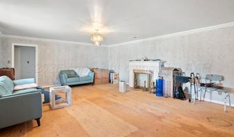 2216 S TYLER St, Amarillo, TX 79109
