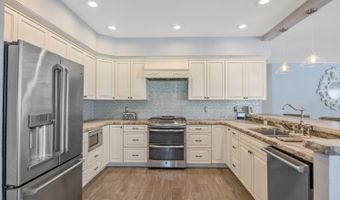 5947 Saint Laurent Dr, Agoura Hills, CA 91301