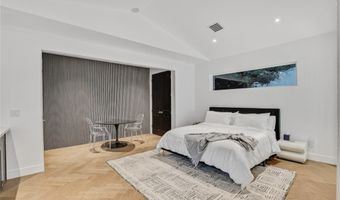 10736 Penhurst Way, Las Vegas, NV 89135