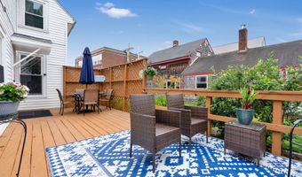 12 Maple St, Bath, ME 04530