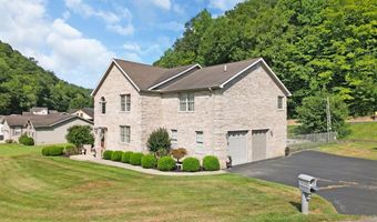 10 Windy Brook Ln, Banner, KY 41603