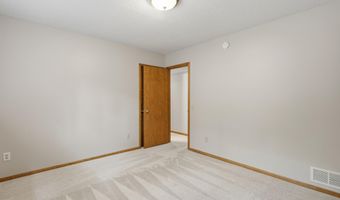 13150 Fordham Ct, Apple Valley, MN 55124