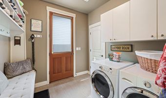 137 NW Outlook Vista Dr, Bend, OR 97703