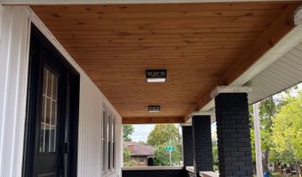 1526 11th St, Bedford, IN 47421