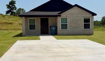 702 W 6th St, Atoka, OK 74525