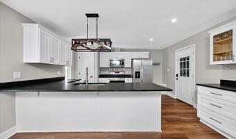601 Springdale Woods Dr, Macon, GA 31210