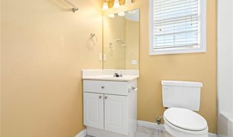 1477 N DONAHUE Dr 504, Auburn, AL 36830