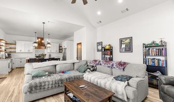 12 NW Sarai Cir, Andrews, TX 79714