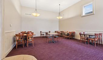 11 Benton Ave E, Albia, IA 52531