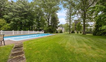 876 S Brooksvale Rd, Cheshire, CT 06410