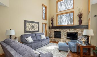 13800 Elkhart Rd, Apple Valley, MN 55124