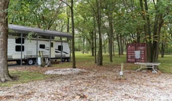 11 W Dade 22, Arcola, MO 65603