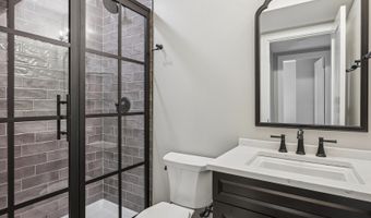 227 S Mitchell Ave, Arlington Heights, IL 60005