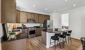 8 Liam Ct, Algonquin, IL 60102
