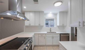 176 E COAST Dr, Atlantic Beach, FL 32233