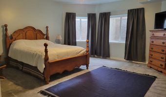 2428 W SILVERPOINT Way S, Bluffdale, UT 84065