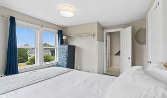 12 Cherry St, Bath, ME 04530