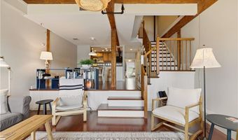 40 Web Ave 11, North Kingstown, RI 02852