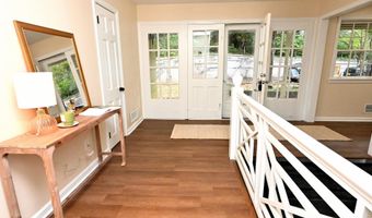 233 FAIRWAY Dr, Anniston, AL 36207