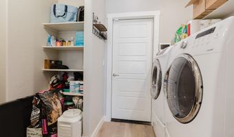 945 Datura Dr, Alamogordo, NM 88310