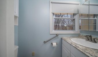 209 Buena Vista Dr, North Kingstown, RI 02852