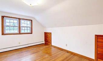 86 Rogers Ave, Barrington, RI 02806